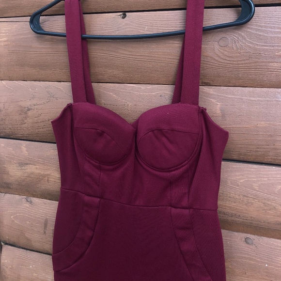 Burgundy Bodycon Dress - Picture 1 of 2